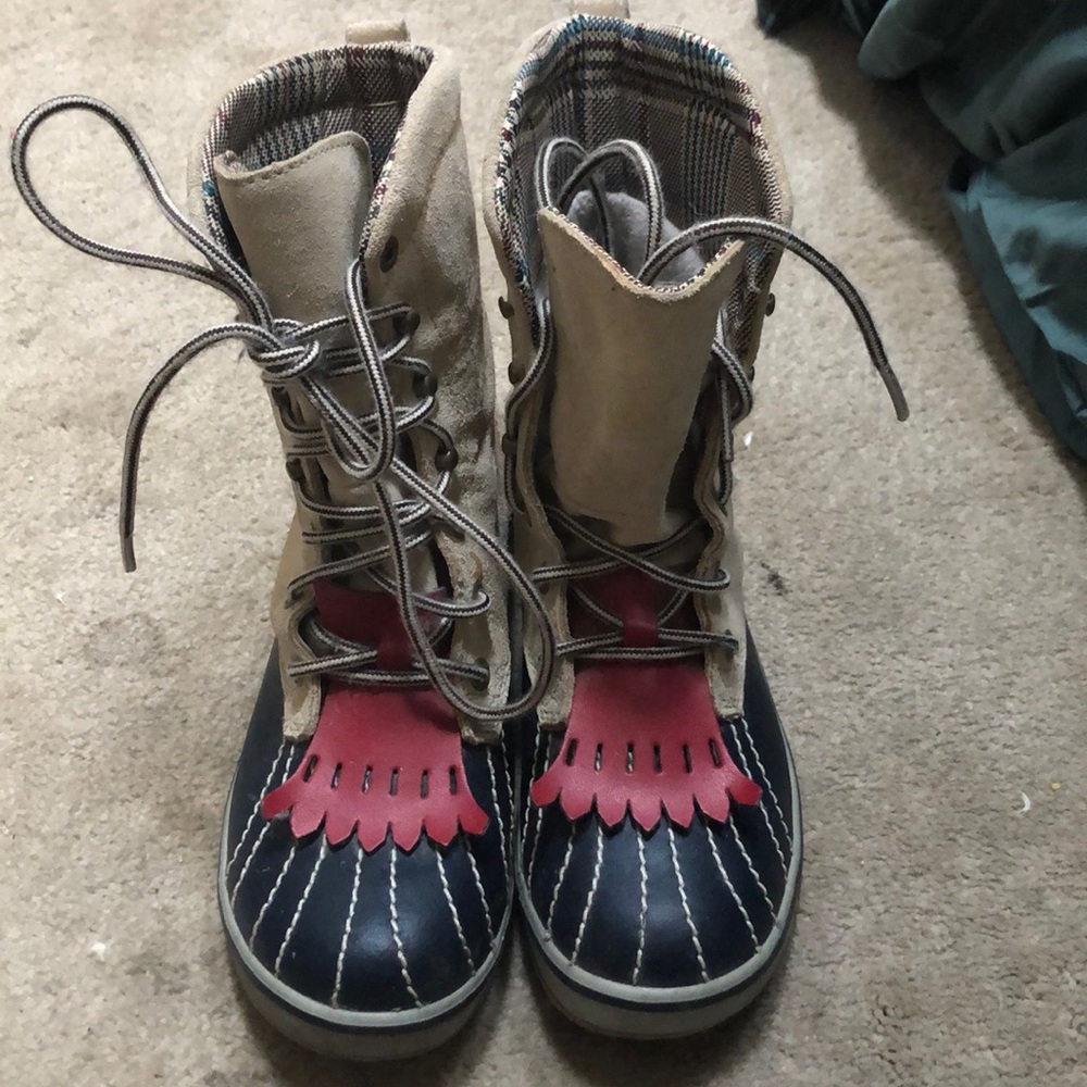 Sorel boots! Worn once!